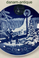 Royal Copenhagen Christmas in Canada Platte 1990
