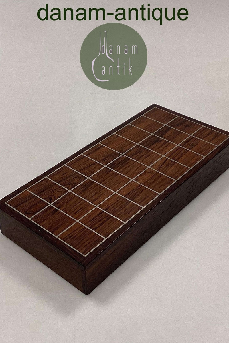 Rosewood box with inlaid metal pattern