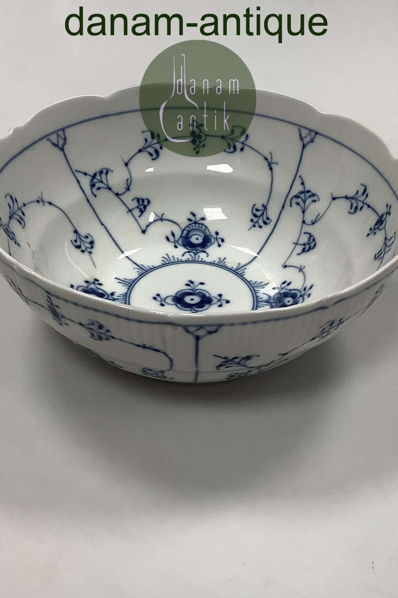 Royal Copenhagen Musselmalet Riflet Salatskål No. 311