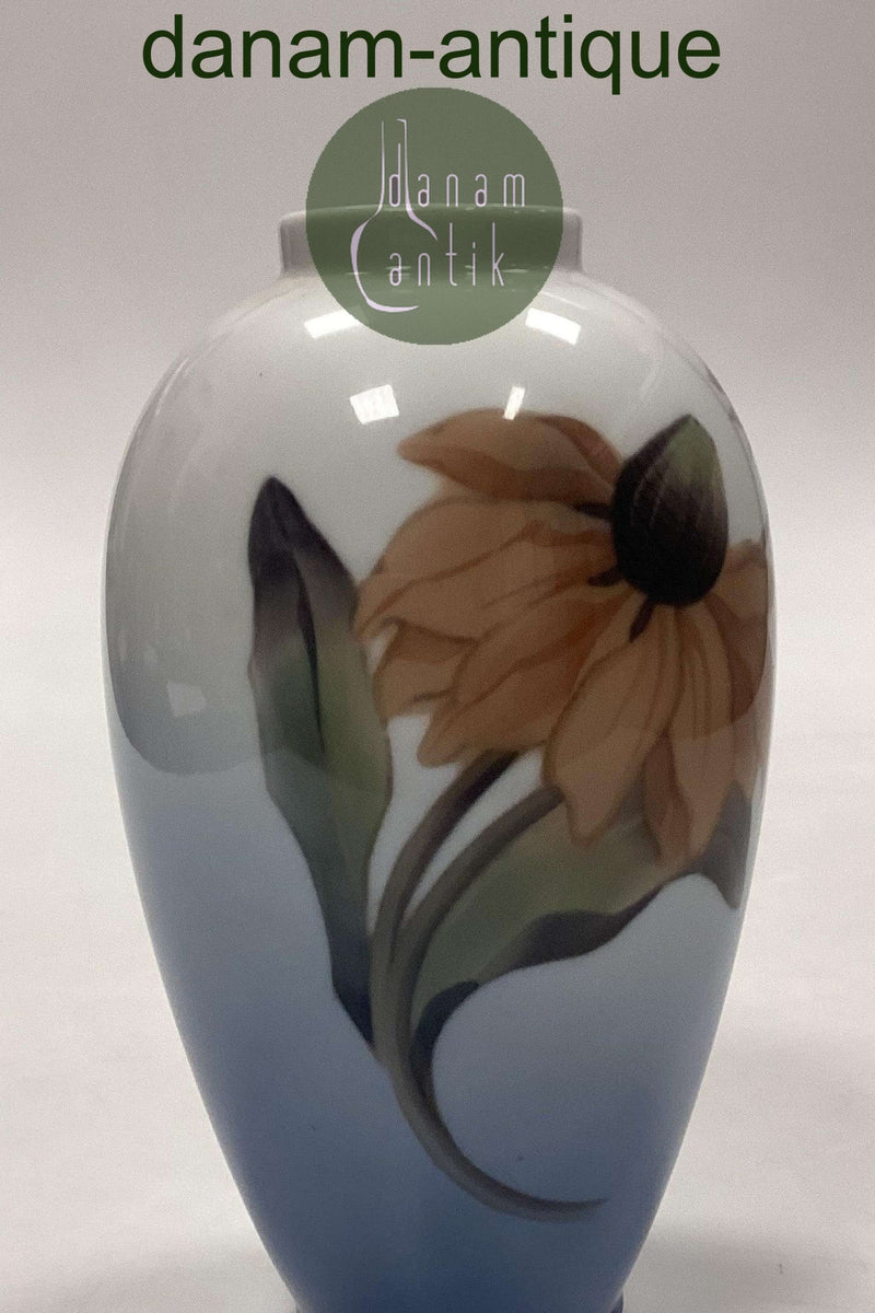 Royal Copenhagen Art Nouveau vase No. 2680/47C