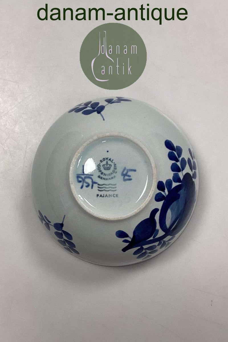 Royal Copenhagen Blå Tranquebar Thekop uden hank No. 957