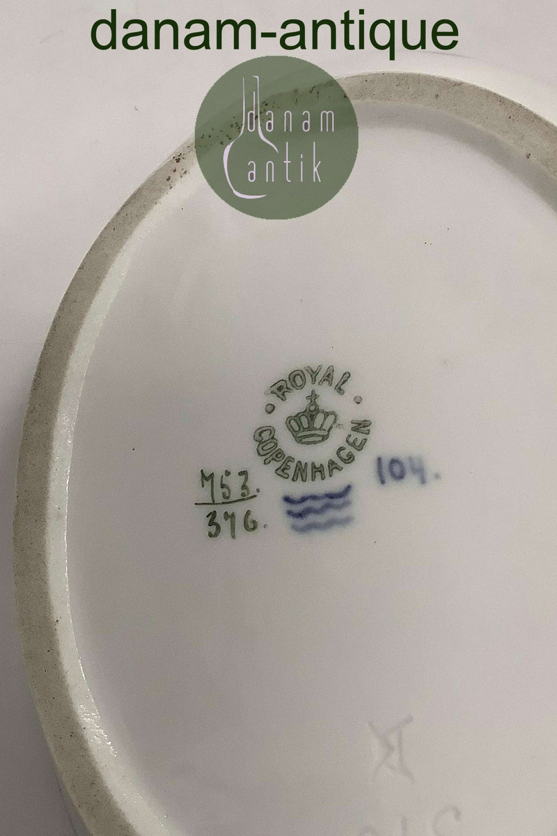 Royal Copenhagen Art Nouveau Fugleskål No 753/376