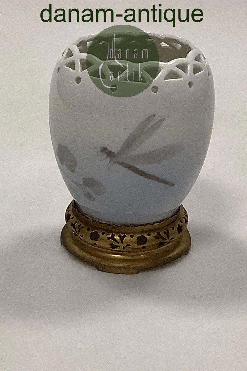 Royal Copenhagen Art Nouveua Vase med Motiv af Sølvsmed samt Bronze Stand No 974 / 225