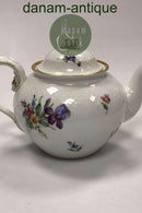 Bing og Grøndahl Saksisk Blomst, Hvid Mellem Tekande No. 92