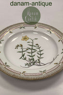 Royal Copenhagen Flora Danica Spisetallerken No. 624 ( 20 / 3549 )