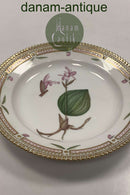 Royal Copenhagen Flora Danica Salat Tallerken No 20 / 3573