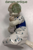 Gräfenthal GDR Figur af Pige med Dukke