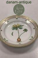 Royal Copenhagen Flora Danica Salat Tallerken No 20 / 3573