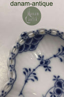 Royal Copenhagen Musselmalet Helblonde Bladformet fad No 1076