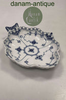 Royal Copenhagen Musselmalet Helblonde Bladformet fad No 1076