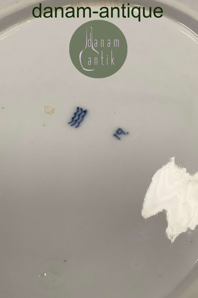 Royal Copenhagen Musselmalet Riflet underfad med guld