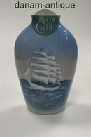 Bing og Grøndahl Vase med Sejlskib No. 1302/6239