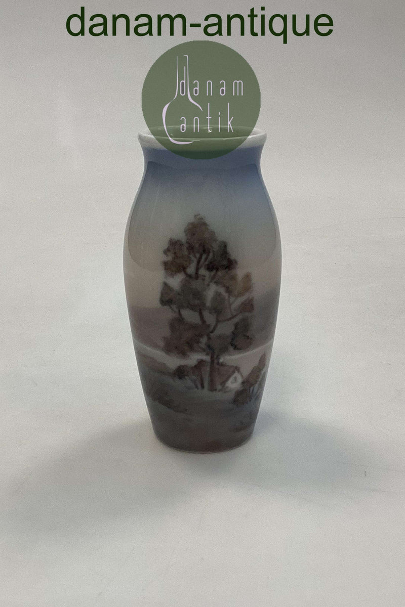 Dahl Jensen Porcelæn Vase med Træ, hus og sø No. 36
