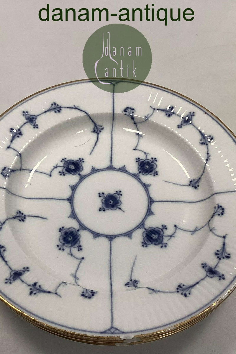 Sæt på 3 Royal Copenhagen Musselmalet Riflet Dybe Tallerkener med Guld