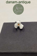 Sølvbroche med Vintergæk i porcelæn