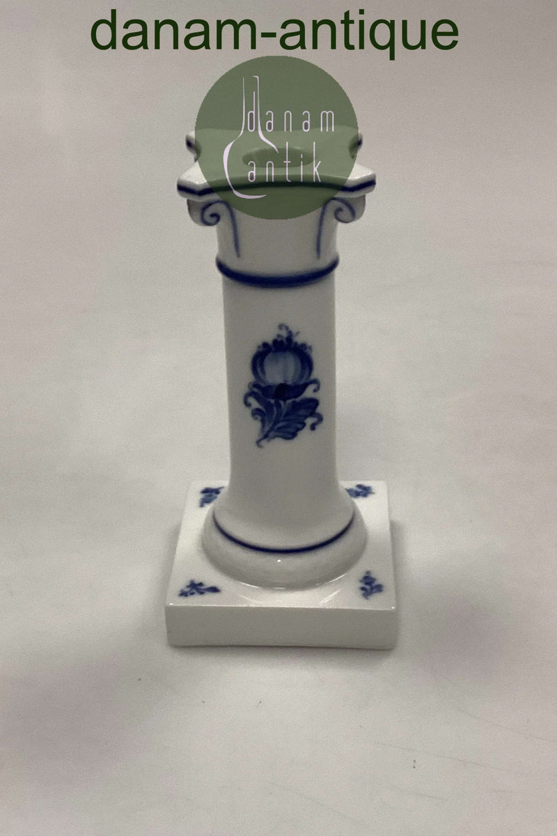 Royal Copenhagen Blå Blomst Flettet Lysestage No. 8215