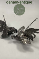 Sølvplet Ormamental Figurer af Hane og høne der slås