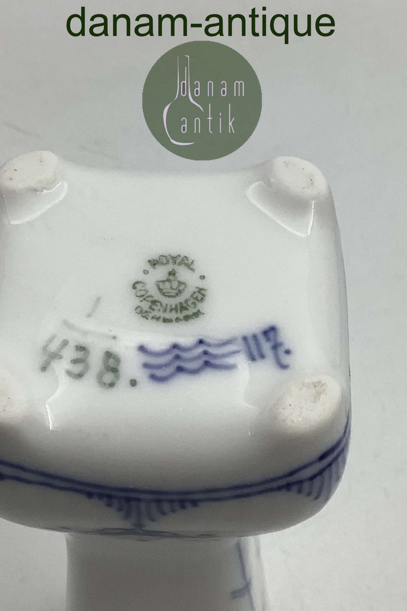 Royal Copenhagen Musselmalet Riftet vase No 438