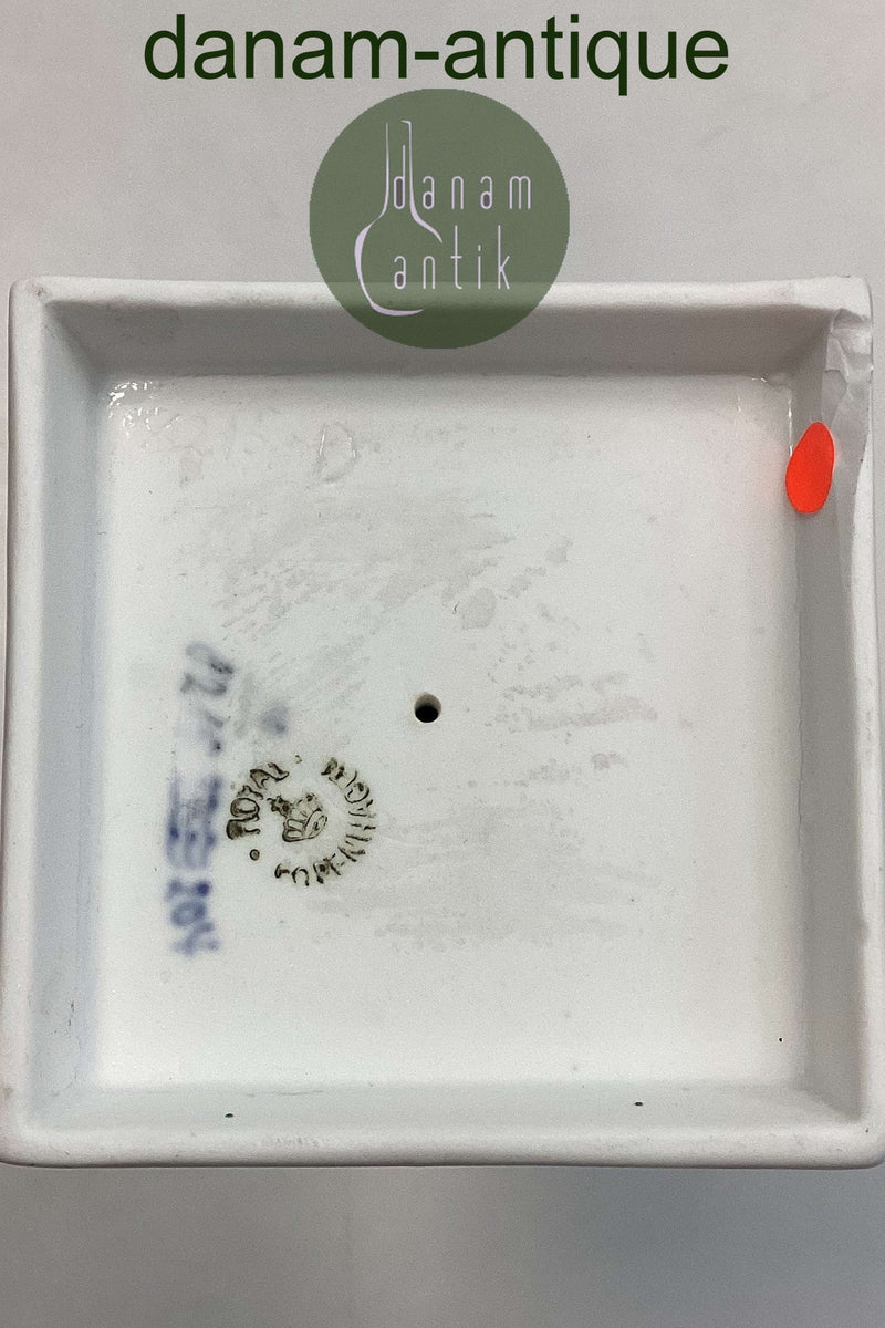 Royal Copenhagen Blå Blomst Flettet Lysestage No. 8215