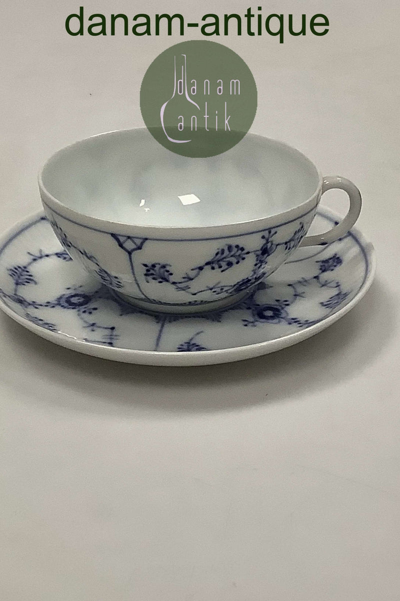 Royal Copenhagen Musselmalet Riflet Kaffekop med underkop no.88.