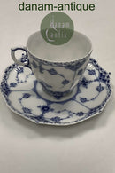 Royal Copenhagen Musselmalet Helblonde Mokkakop på fødder med Underkop No. 1037