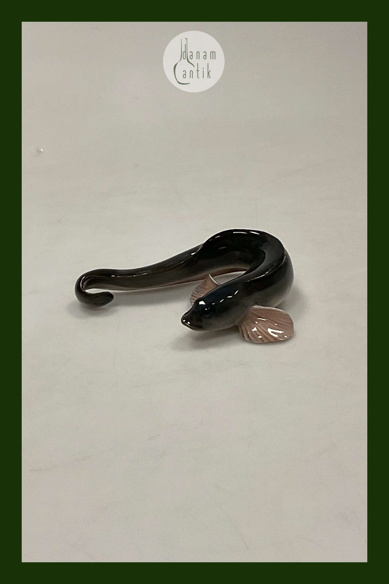 Royal Copenhagen Figur af Ålekvabbe No 462. Viviparous Blenny.