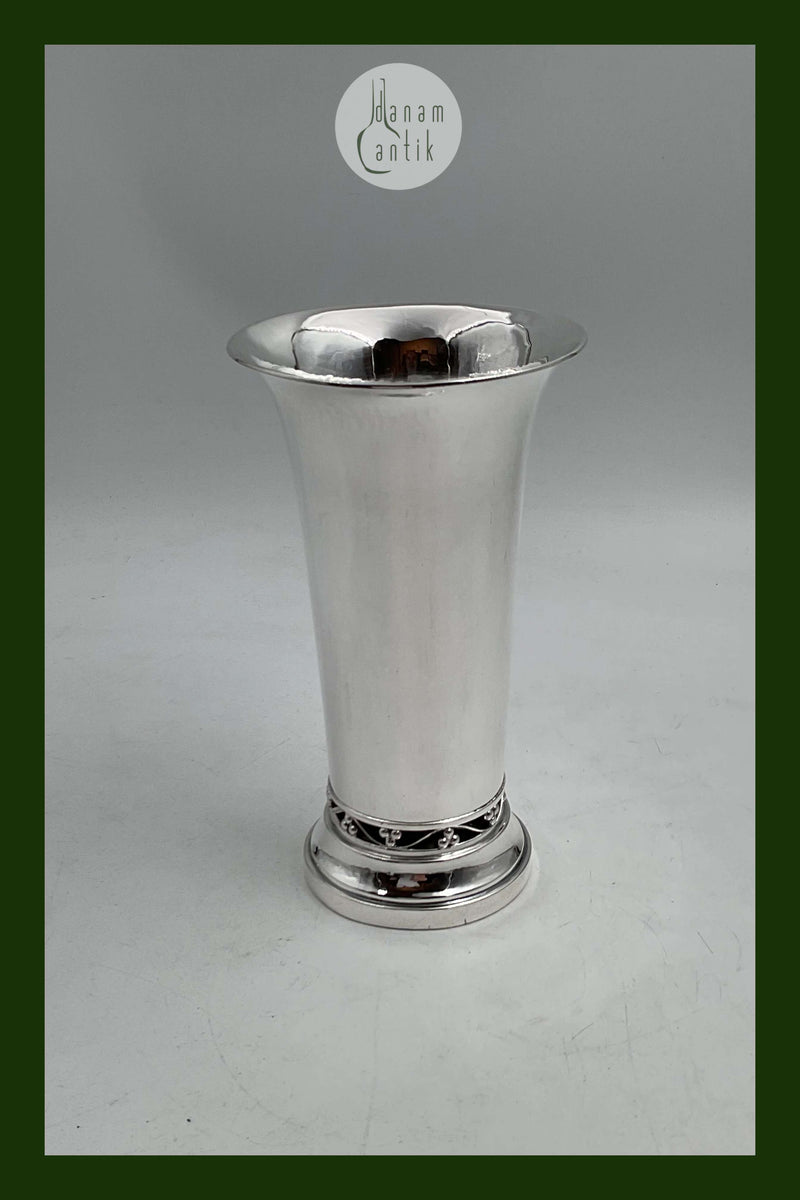 Georg Jensen Sterling Sølv Vase No. 469A (1925-1932) Harald Nielsen MODEL