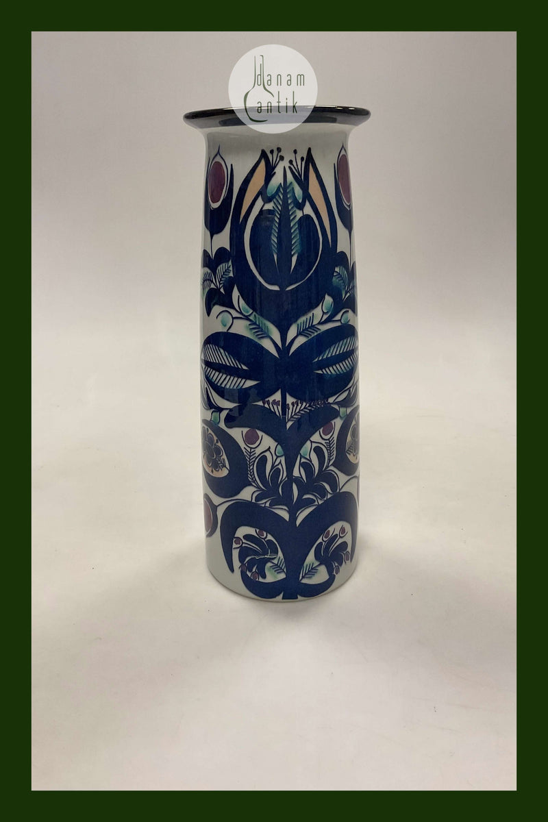 Royal Copenhagen Fajance Tenera Vase No. 207/2967