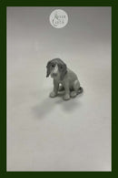 Heubach Porcelæn Figur af Hund