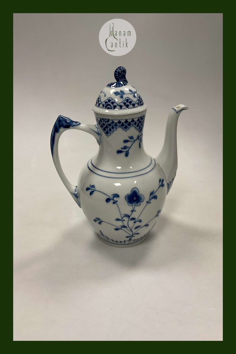 Bing & Grøndahl Dickens Sommerfugl Kaffekande No. 301