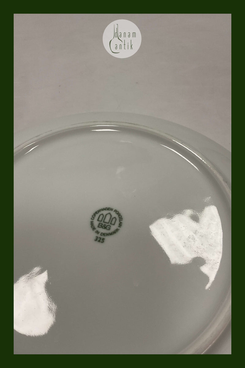 Bing og Grøndahl middagstallerken i hvid uden dekoration No. 325