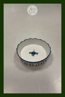 Royal Copenhagen Musselmalet Riflet Flaskebakke No. 390.