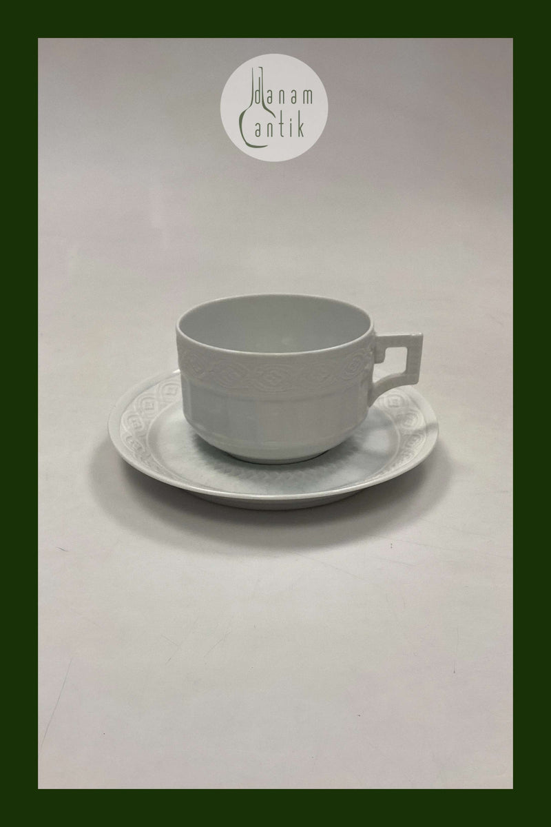 Royal Copenhagen Hvid Vifte Tekop med Underkop No. 84/11554