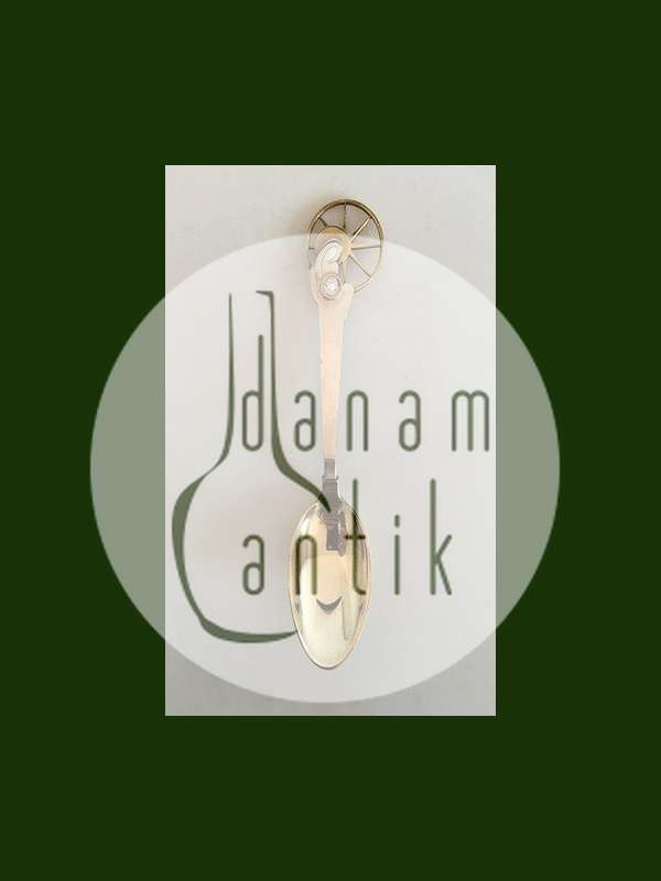 A. Michelsen 1942 Juleske Forgyldt Sterling Sølv med emalje.