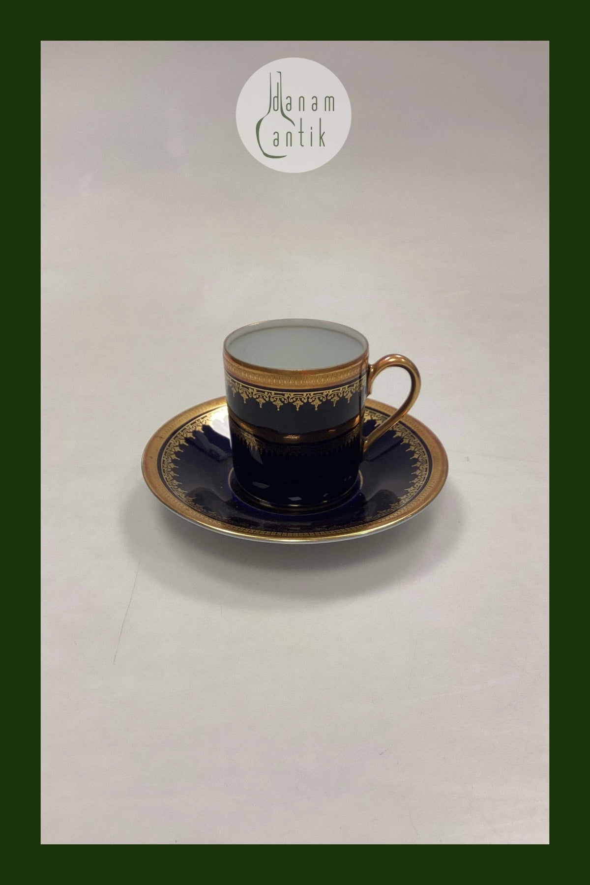 罗森塔尔金色和蓝色摩卡杯