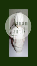 Porcelæns figur af lille dreng på potten