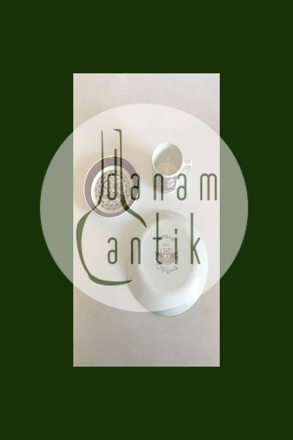 Bjørn Wiinblad, Nymølle November Månedskop med underkop No 3513 og kagetallerken No 3520