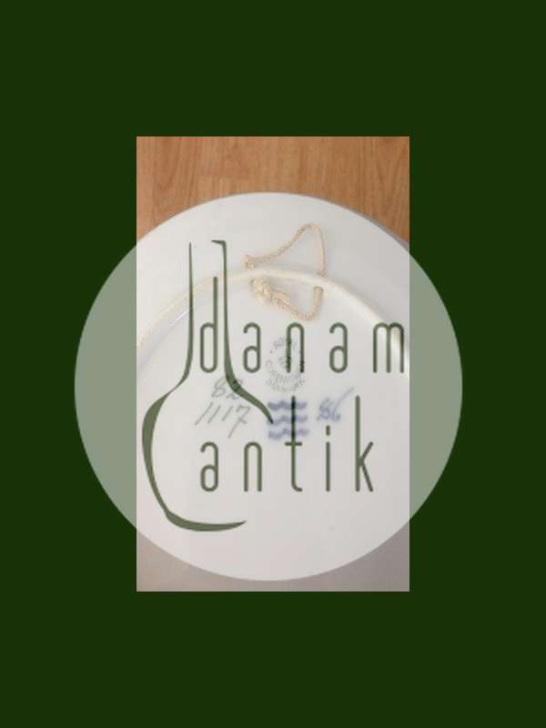 Royal Copenhagen Art Nouveau Vægtallerken med blomster No 82/1117