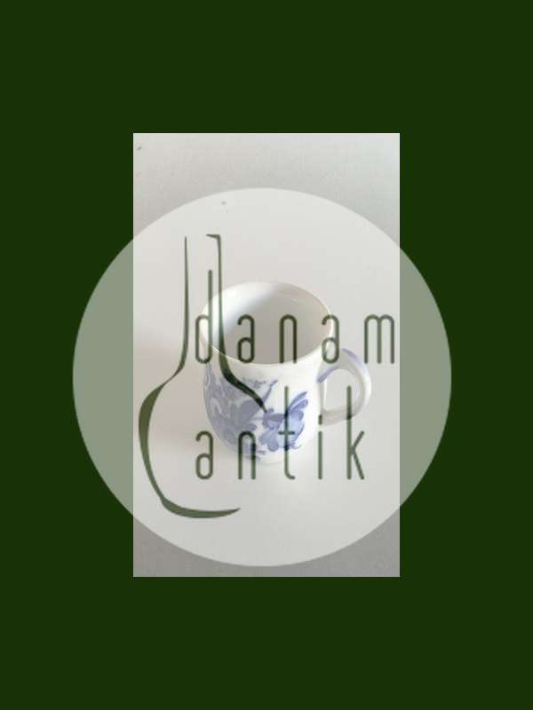 Royal Copenhagen Blå Blomst Svejfet Creme Kop No 1542