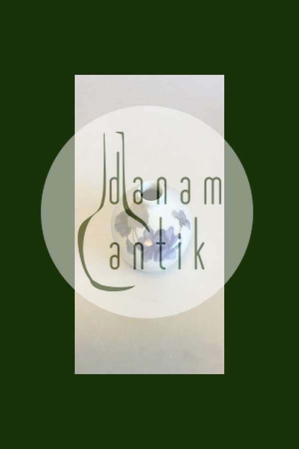 Royal Copenhagen Art Nouveau Lille vase No 765/392 PMB