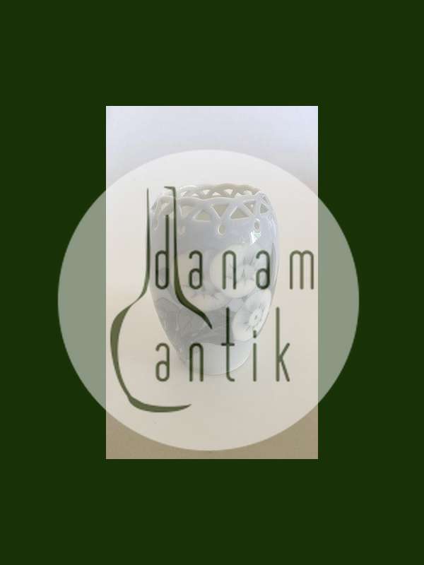 Royal Copenhagen Art Nouveau Vase No. 951/225 med Mælkebøtte dekoration