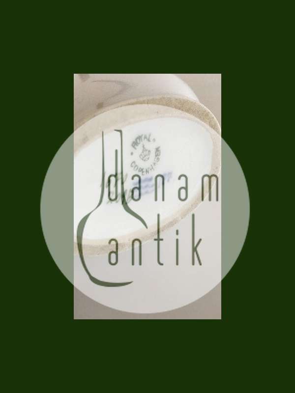 Royal Copenhagen Art Nouveau Vase No 1670/209B