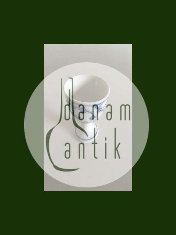 Royal Copenhagen Musselmalet Riflet Æggebæger nr. 2026