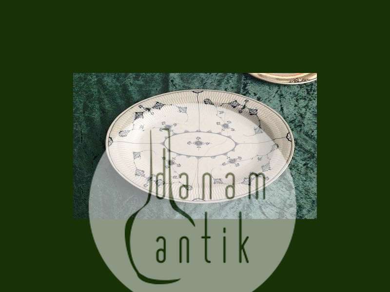 Royal Copenhagen Antik Musselmalet ovalt Fad