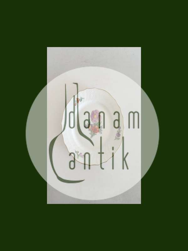 Royal Copenhagen Light Saxon Flower Cake Plate No 1626