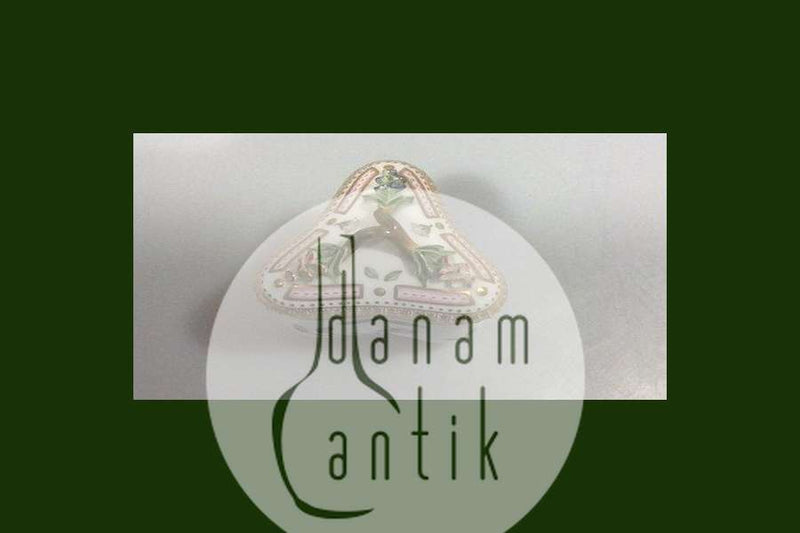 Royal Copenhagen Flora Danica tresidet cremekop No 3515