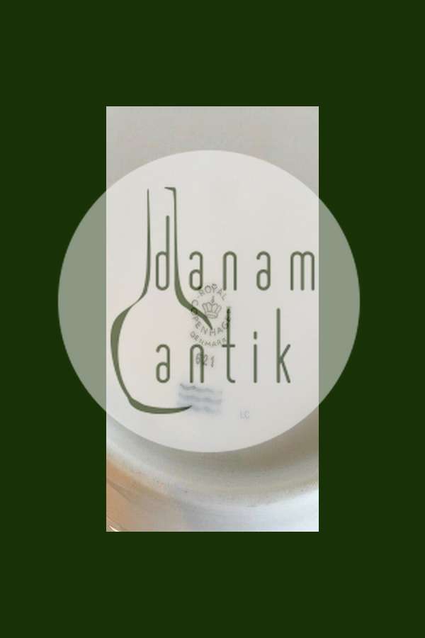 Royal Copenhagen Fairytale Terracotta Frokosttallerken No 621