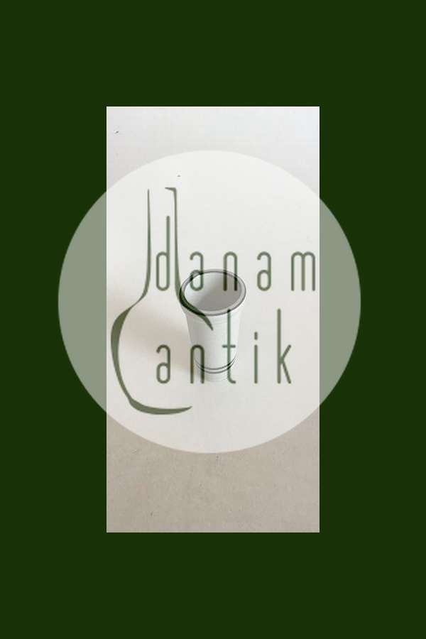 Bing og Grøndahl Stentøj Columbia Æggebæger No. 696