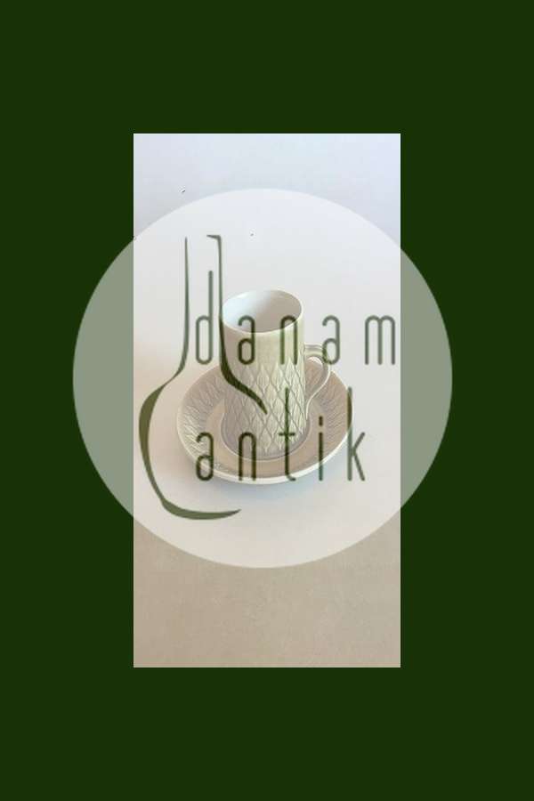 Bing & Grøndahl Jens Quistgaard Høj Kaffekop og underkop fra Relief Serien