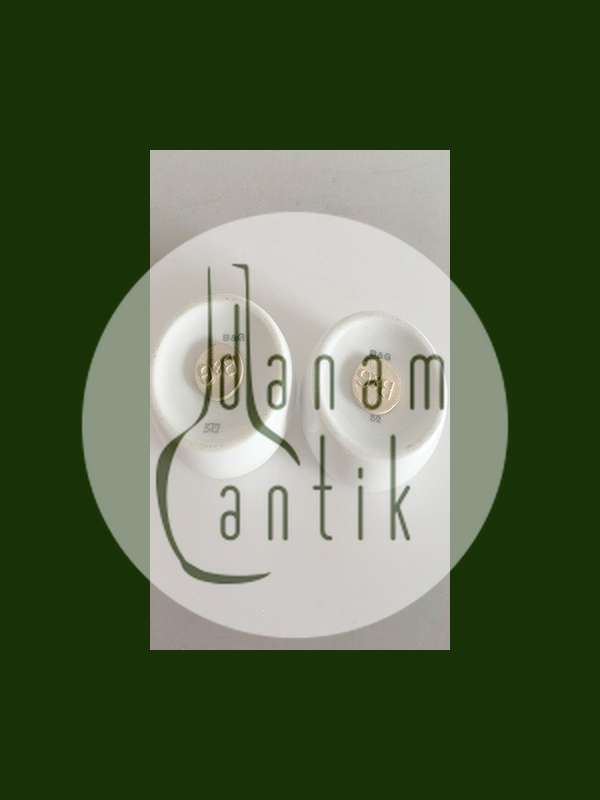 ビング＆グロンダール ホワイト ヘニングコッペル ソルト＆ペッパーシェーカー No 532、No 542